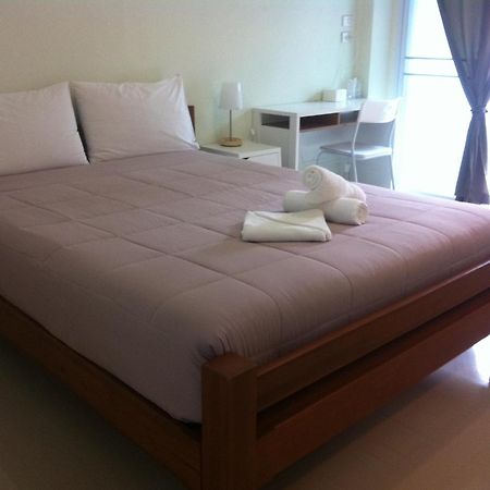 Papangkorn House Hotel Surat Thani Luaran gambar